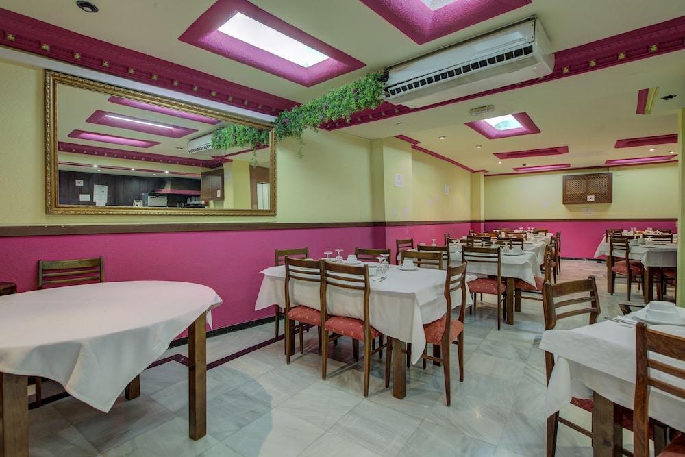 萨拉曼卡 Emperatriz II酒店 外观 照片